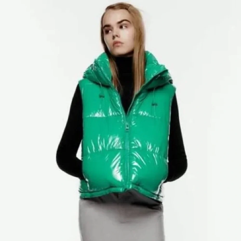 Zara Puffer Vest - Picture 7 of 7